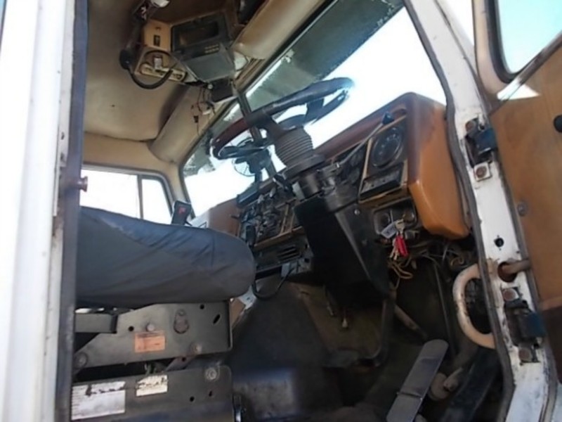 1989 INTERNATIONAL TRANSTAR 4670 TRANSTAR 4670 Truck