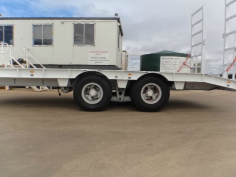 1980 Custom TagPlant(with ramps) Tag Trailer