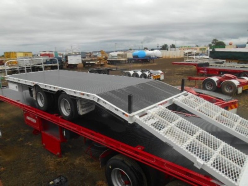 2015 Freightmaster TagPlant(with ramps) Pig Trailer