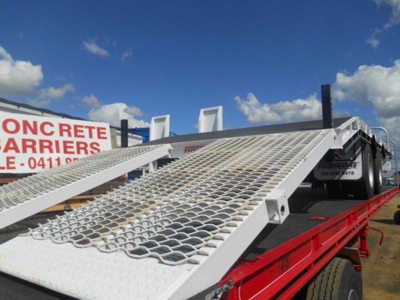 2015 Freightmaster TagPlant(with ramps) Pig Trailer