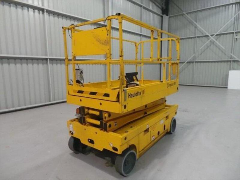 2003 HAULOTTE COMPACT 8W SCISSOR LIFT