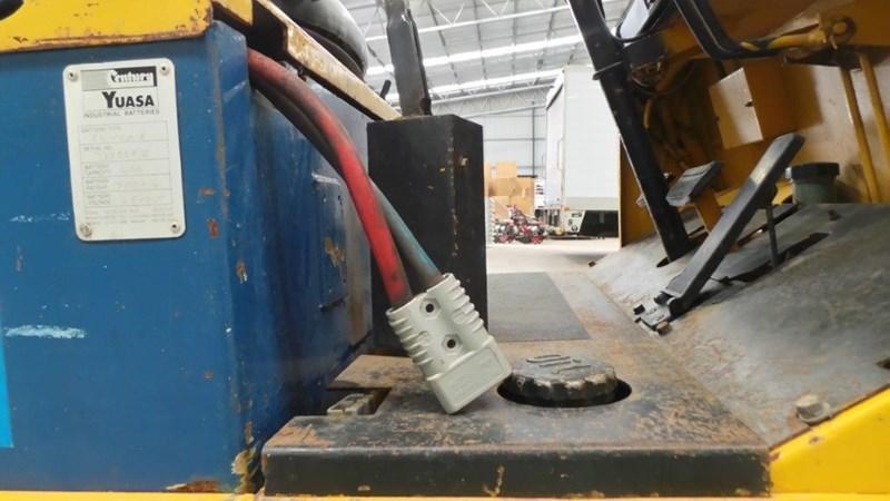 1986 SHINKO M20 ELECTRIC FORKLIFT