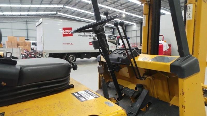 1986 SHINKO M20 ELECTRIC FORKLIFT