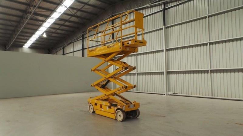 2005 HAULOTTE COMPACT 8W SCISSOR LIFT