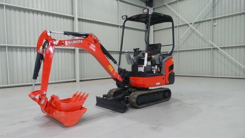 KUBOTA KX 016 MINI EXCAVATOR