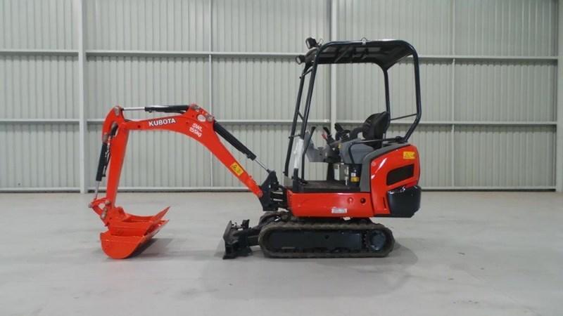 KUBOTA KX 016 MINI EXCAVATOR