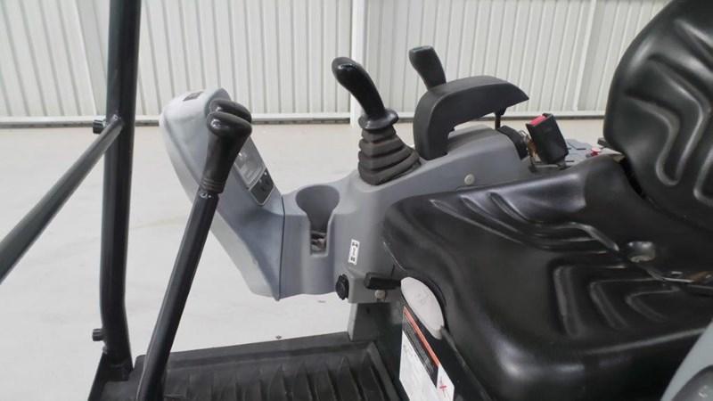 KUBOTA KX 016 MINI EXCAVATOR