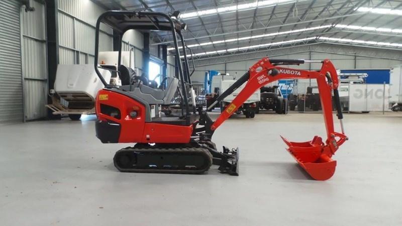 KUBOTA KX 016 MINI EXCAVATOR