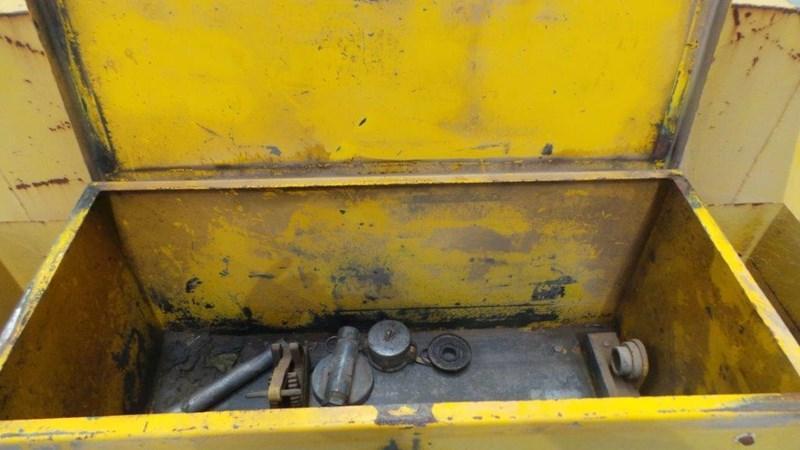 2005 DEAN DIESEL 800 LITRE TRAILER