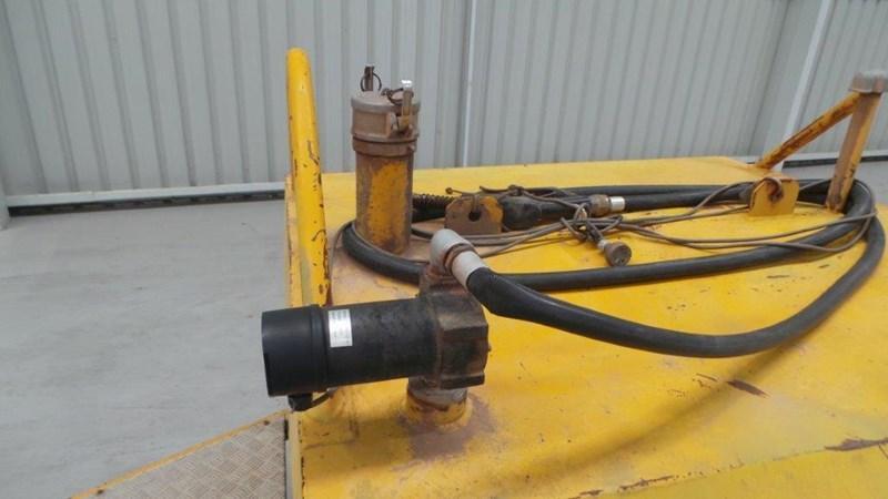 2005 DEAN DIESEL 800 LITRE TRAILER