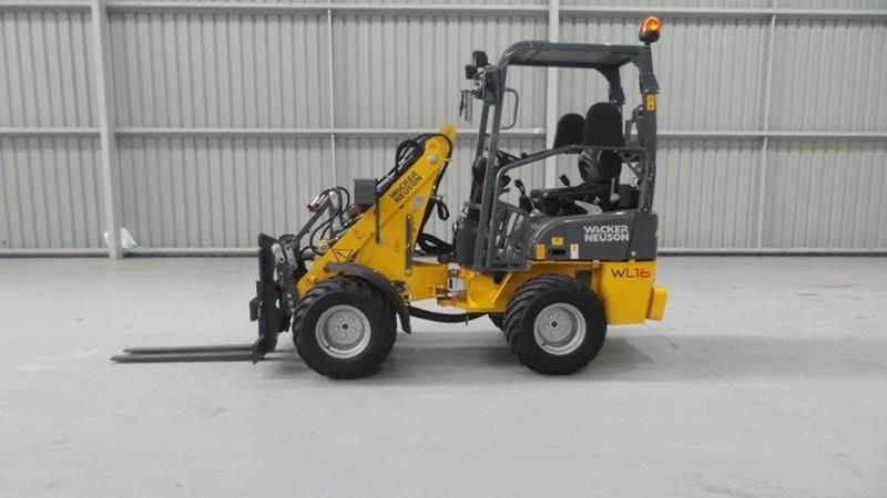 2015 WACKER NEUSON WL16 BEE KEEPER