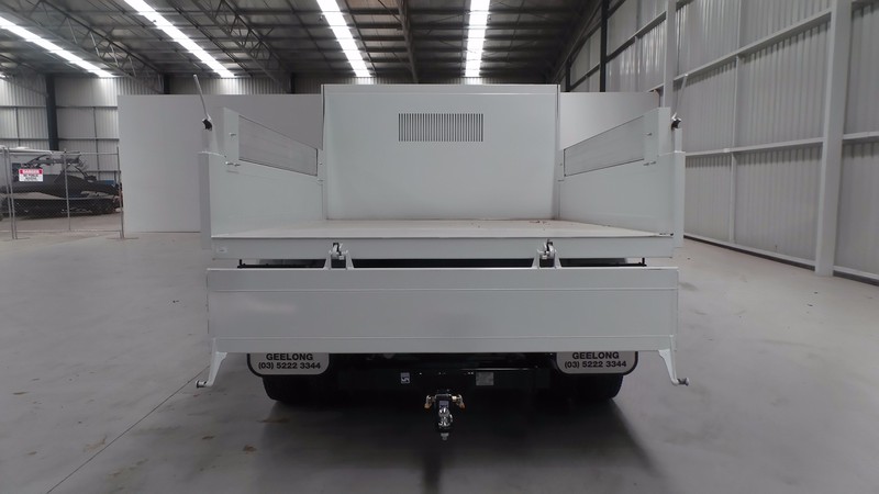 2017 FUSO Canter 715 Canter 715 Truck