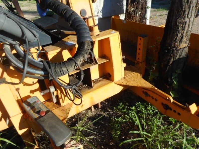 LAWN EQUIPMENT - WIDE AREA MOWER