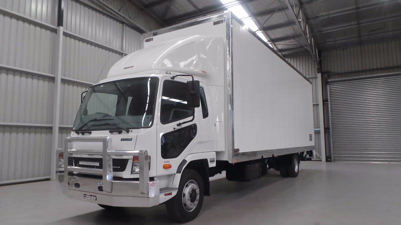 2017 FUSO Fighter 1227 Fighter 1227 Truck