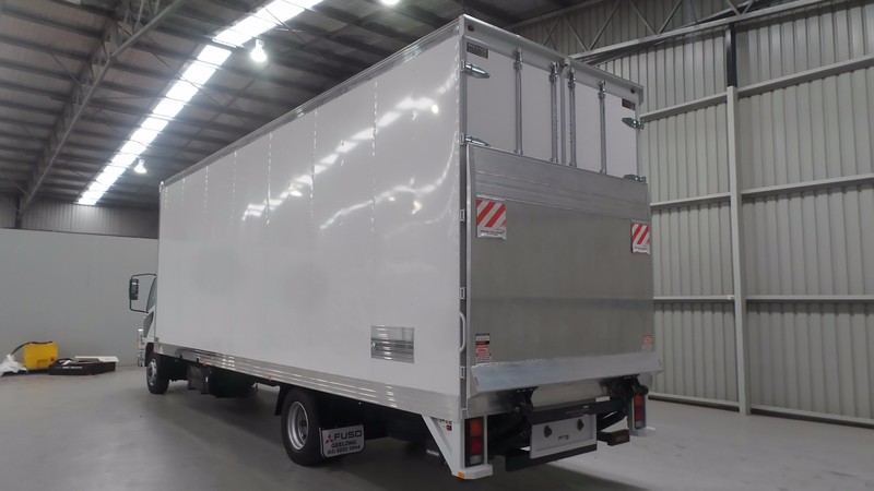 2017 FUSO Fighter 1227 Fighter 1227 Truck