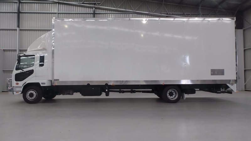 2017 FUSO Fighter 1227 Fighter 1227 Truck