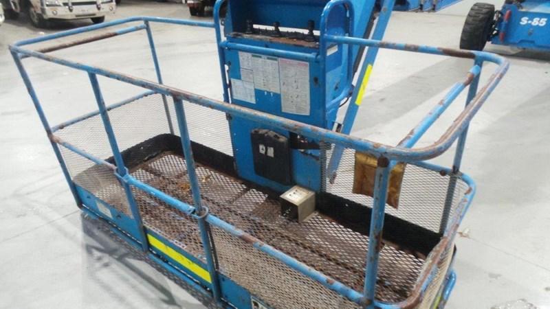 2007 GENIE S85 BOOM LIFT