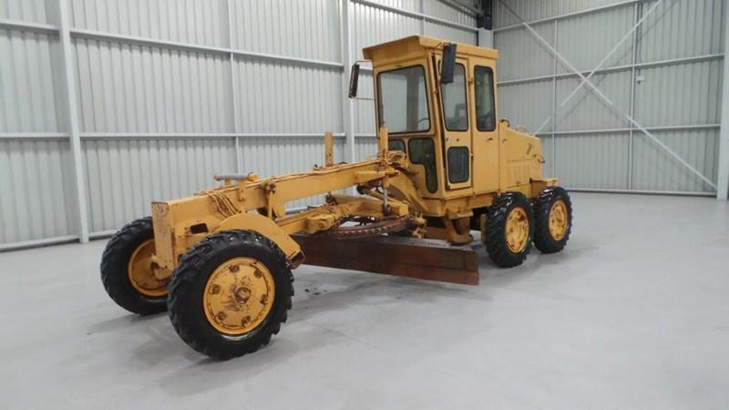 FIAT ALLIS 65 B MOTOR GRADER