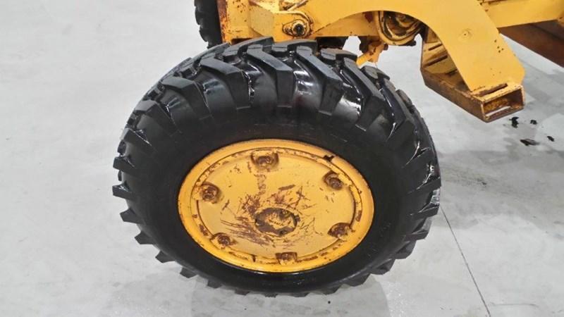 FIAT ALLIS 65 B MOTOR GRADER