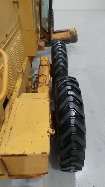FIAT ALLIS 65 B MOTOR GRADER