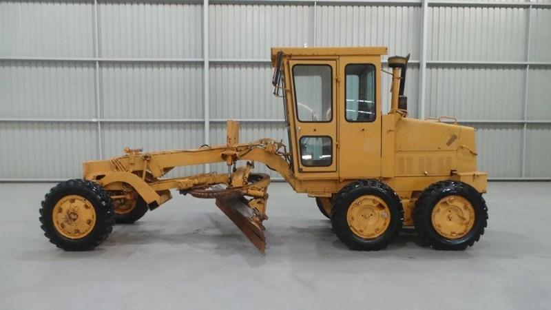 FIAT ALLIS 65 B MOTOR GRADER