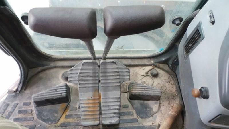 KOMATSU PC138US-2E1