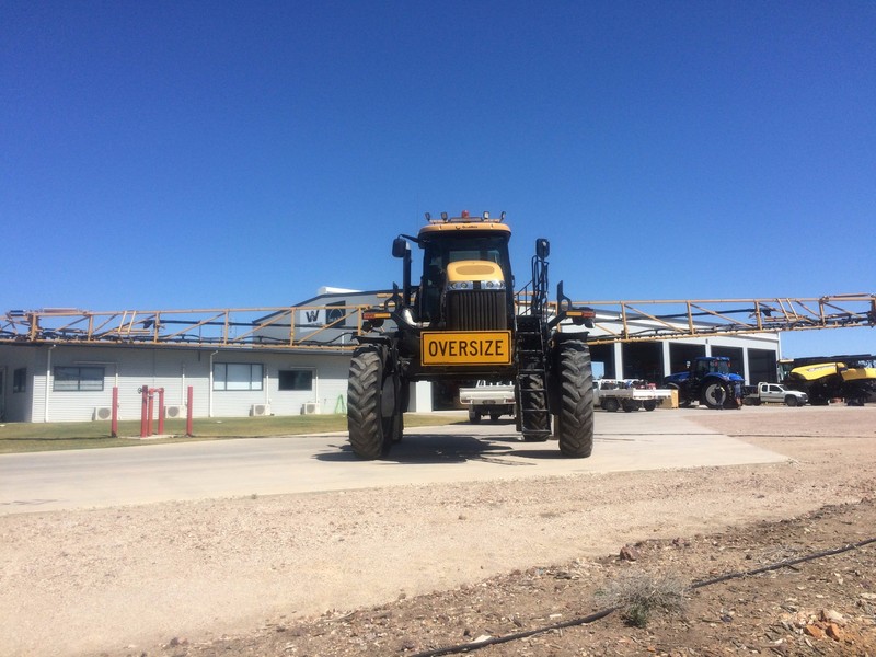 2012 RoGator RG1300 RG1300 Sprayer
