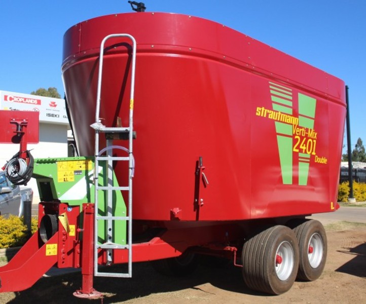 Strautmann 2401 Verti-Mix 2401 Double 2401 HayForage Equip