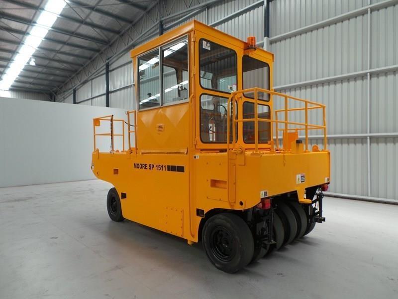 1979 MOORE SP1511