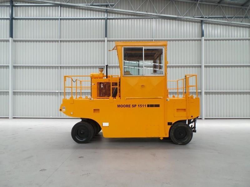 1979 MOORE SP1511