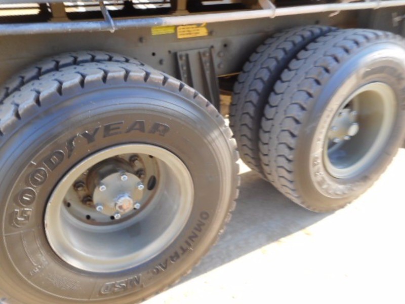 1985 MACK R600 SERIES Mack R600 Rigid Army Truck R600 SERIES Truck