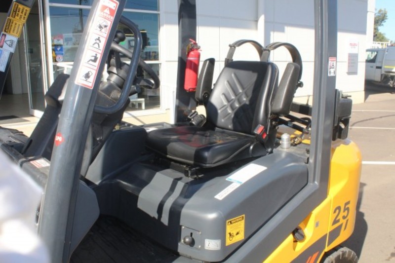 2017 Liugong CLG2025H 2025H 2.5T Dual Fuel Forklift CLG2025H Forklift