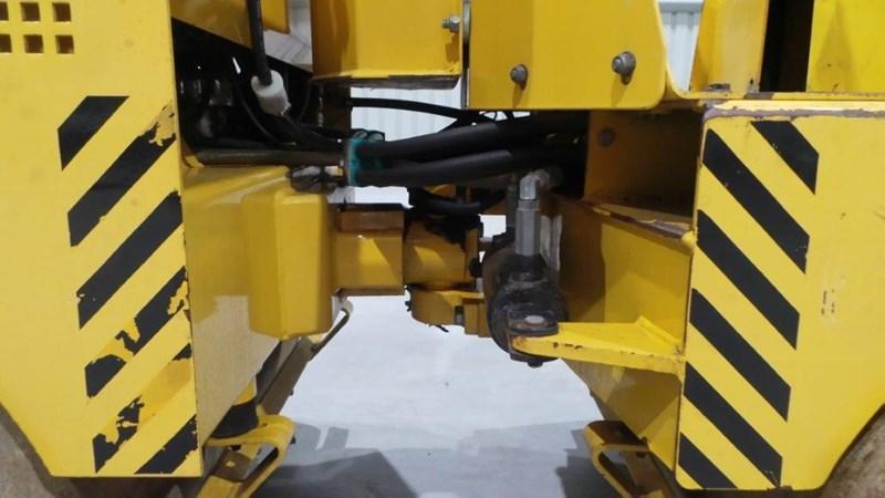 1993 WACKER RD880