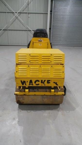 1993 WACKER RD880