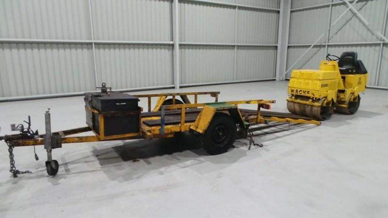 1993 WACKER RD880