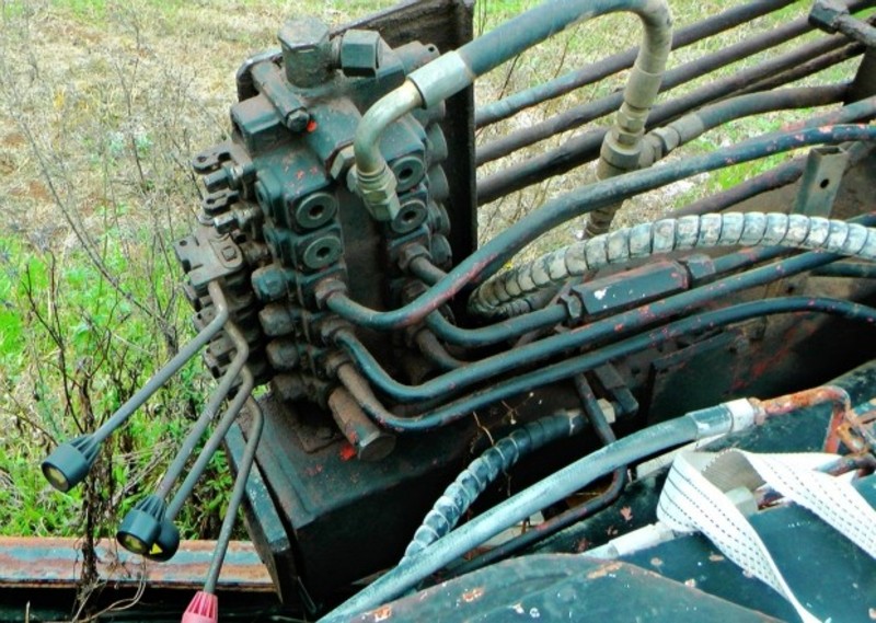 1987 Hiab 650-1A Crane