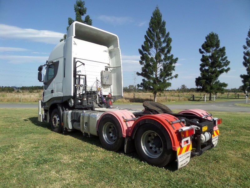 IVECO Stralis STRALIS 560 5E Stralis Truck