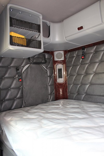 2016 FREIGHTLINER ARGOSY Argosy Truck