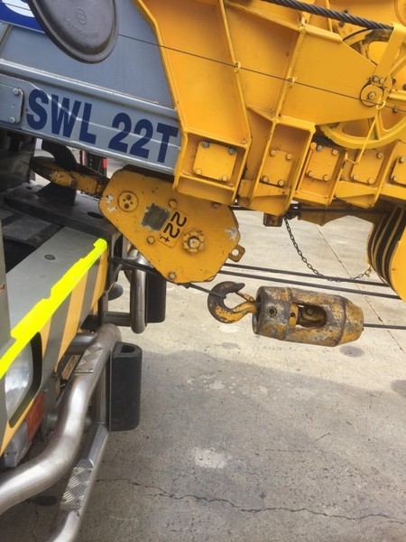 1995 KATO KR-22H Crane