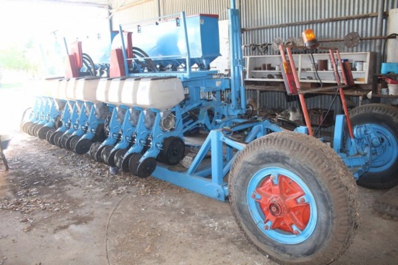 Monosem 12 Row NG plus 3 12 Row SeedingPlanting Equip