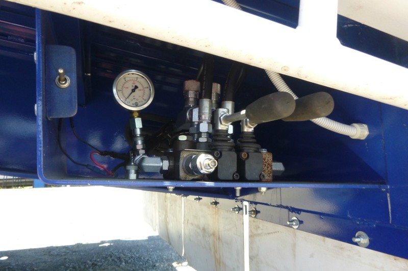2014 MOORE Tag Plant (with ramps) Trailer