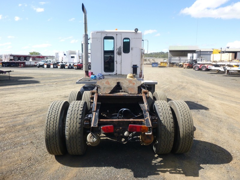 1989 KENWORTH T400 T400 Truck