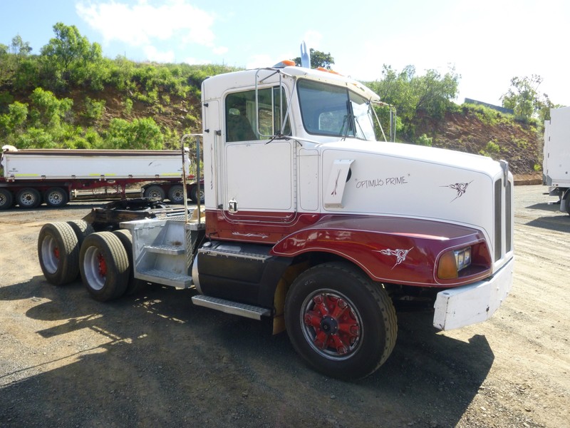1989 KENWORTH T400 T400 Truck