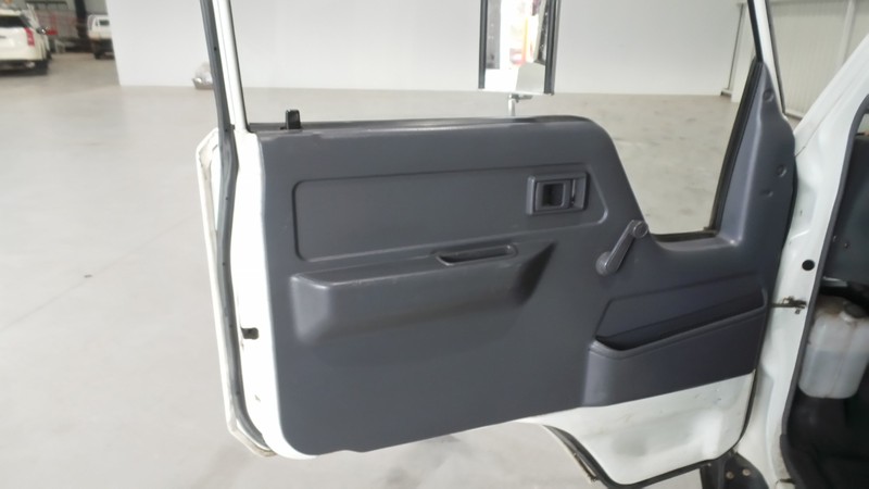 1987 TOYOTA DYNA 100 DYNA 100 Truck