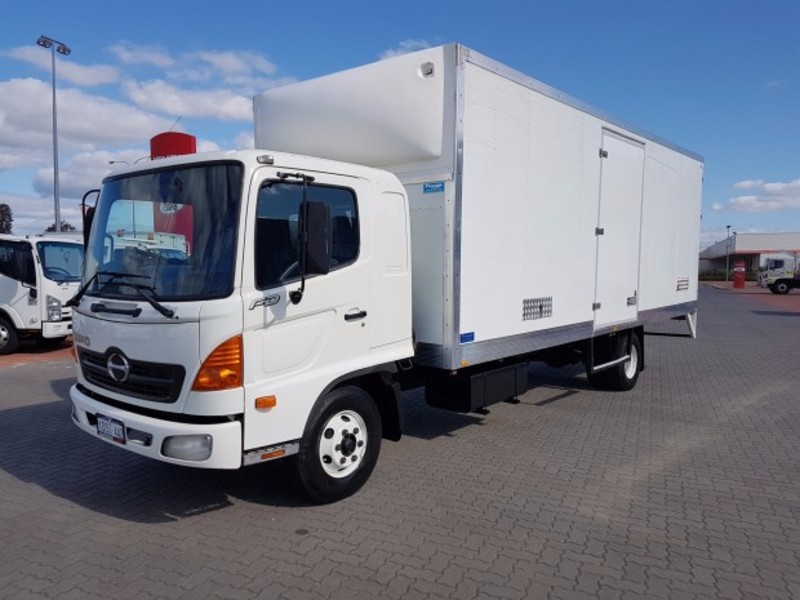 2007 HINO FD Ranger 6 6 Ton Van FD Ranger 6 Truck