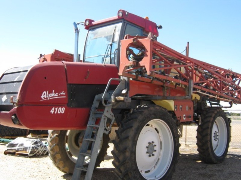 2004 HARDI ALPHA 4100 Sprayer