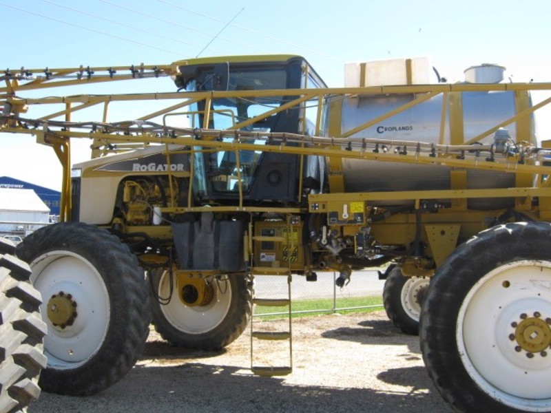 RoGator 1074 Sprayer