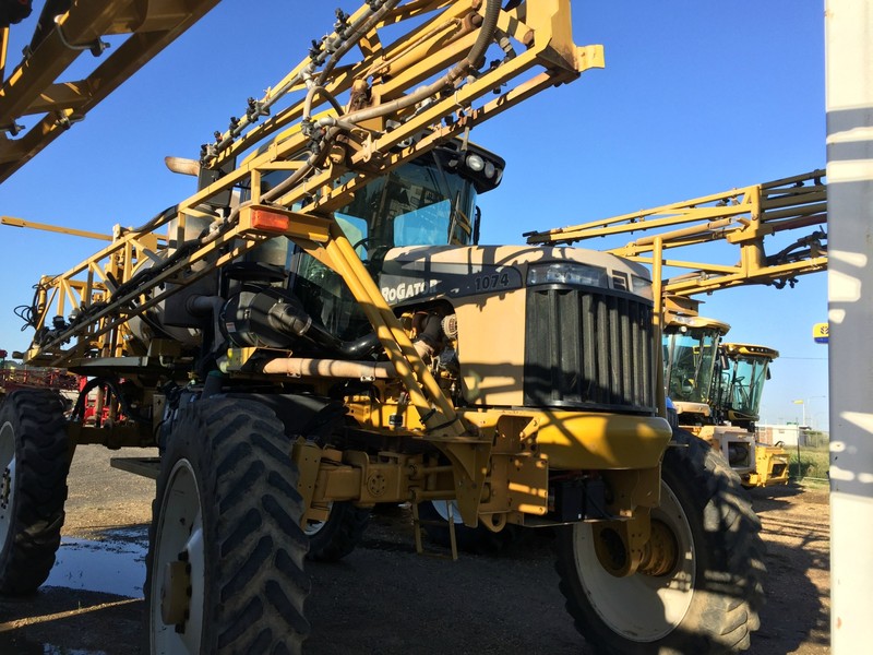 RoGator 1074 Sprayer