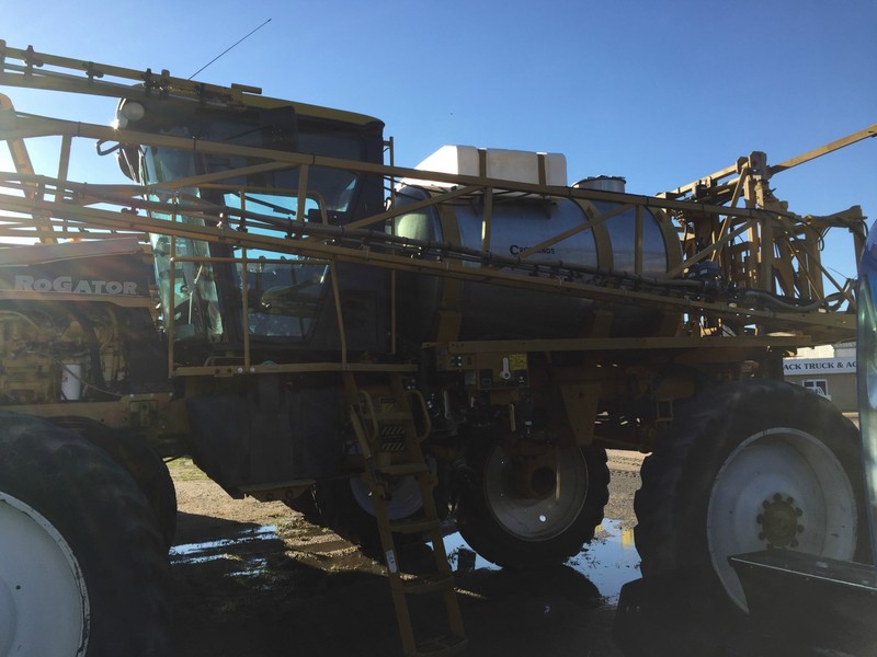RoGator 1074 Sprayer