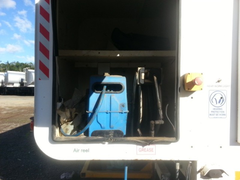 Marlin FUEL & LUBE SERVICE BODY